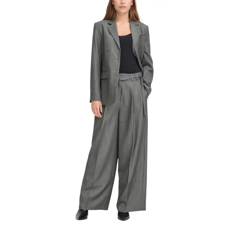 Ichi women’s grey tailored blazer and wide-leg trousers with pockets