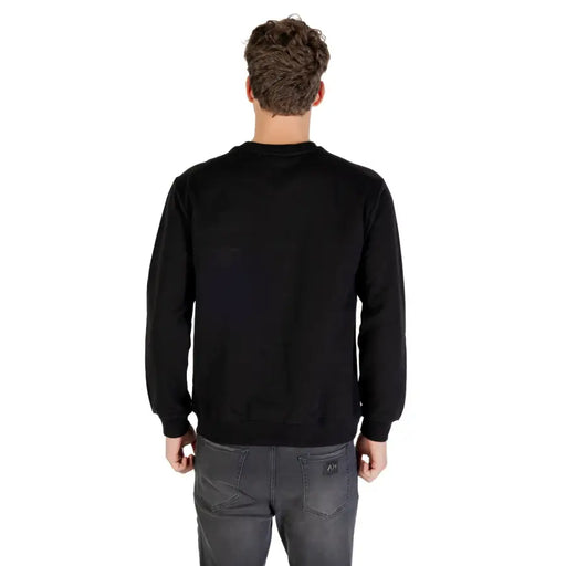 Men’s black crewneck sweatshirt from Icon Black Mens Fall Winter collection