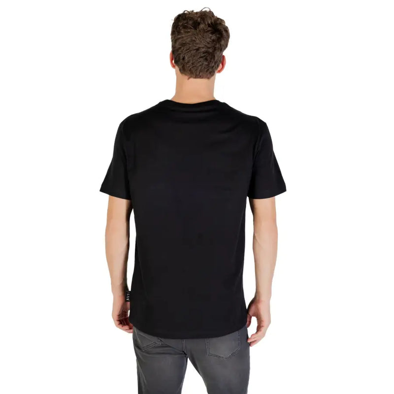 Icon men black short sleeve round neck t-shirt made of cotton suitable for fall winter casual wear