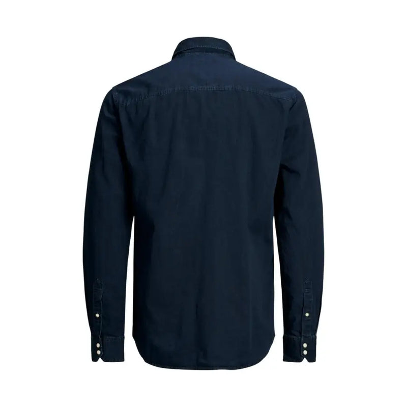 Chemise homme Jack Jones bleu marine foncé à manches longues, col classique et détails de surpiqûres discrets.