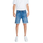 Jack & Jones men’s blue denim shorts with rolled cuffs and classic five-pocket design for casual wear