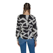 Jacqueline de Yong black and gray abstract patterned long sleeve v neck polyester blouse front view