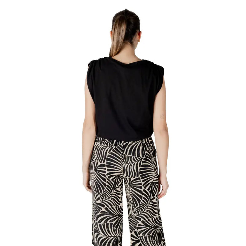 Jacqueline de yong black sleeveless cotton top with ruched shoulders for casual wear