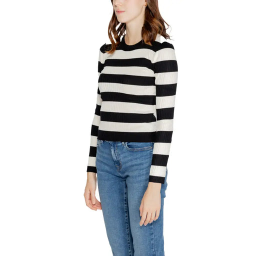 Jacqueline de yong black and white striped long sleeve ribbed knit sweater in soft knitwear material
