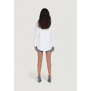 Jacqueline de yong white long sleeve button shirt for women with relaxed fit and rounded hemline in soft fabric