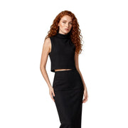 Schwarzes, hochgeschlossenes, ärmelloses Crop-Top top von Jacqueline De Yong mit einem eleganten, figurbetonten Design für Damen