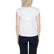 White cotton Jacqueline de Yong women’s tank top with short sleeves and white lace-trimmed crochet detailing