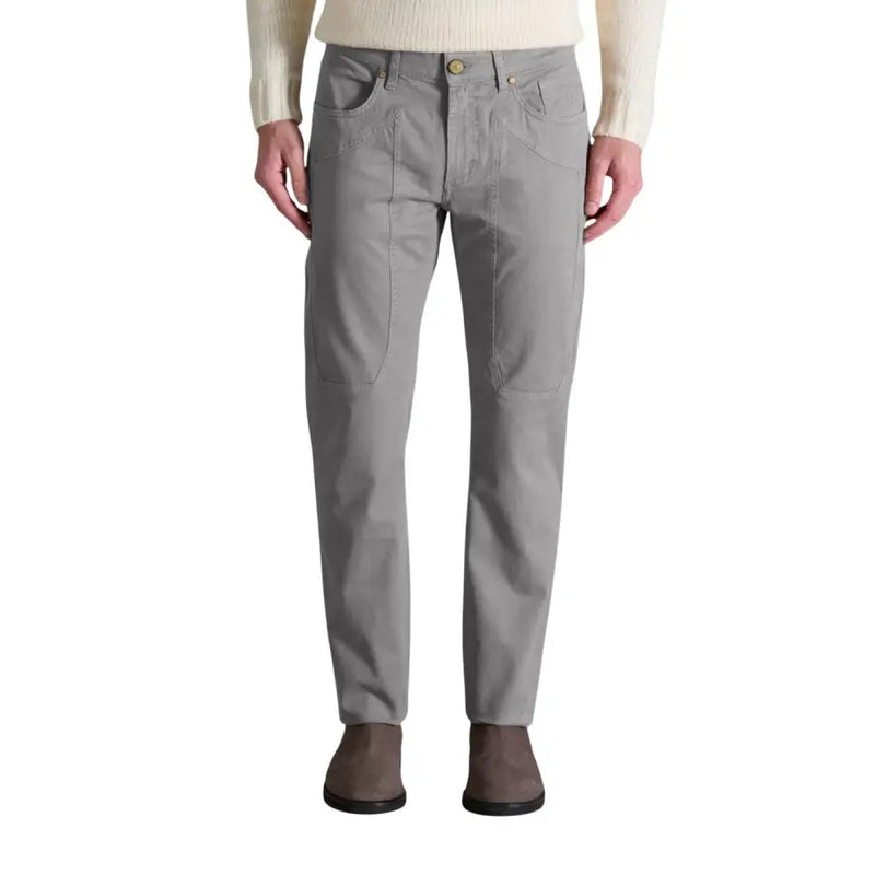 Men’s light gray casual pants with brown suede ankle boots from Jeckerson Fall Winter collection
