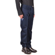 Marineblaue Herrenhose von La Martina mit dezent gesticktem Logo am Oberschenkel und metallischem Vogelemblem am Bund