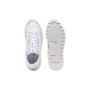 Lacoste Herren-Sneaker aus Leder, weiß, Modell Slam Break, mit perforiertem Mesh und Wildlederakzenten in einem klaren, minimalistischen Design