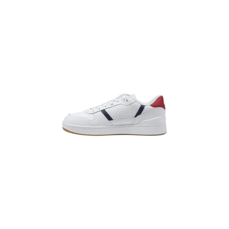 Lacoste white leather men’s sneaker with navy blue and red accents for casual wear