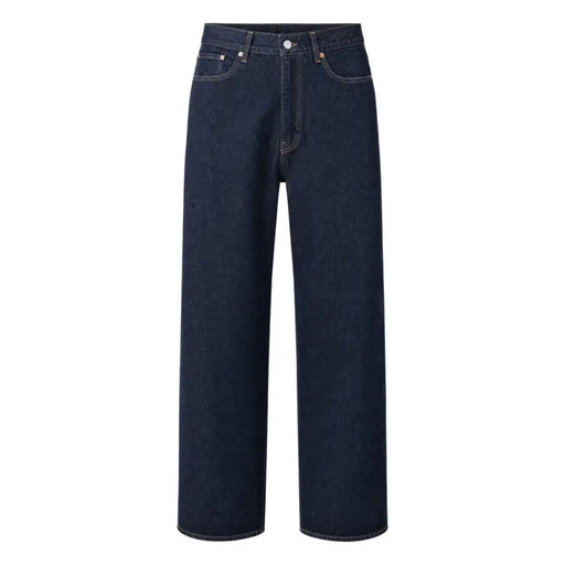 Levis men jeans dark indigo cotton denim with straight-leg cut and classic five-pocket design front view
