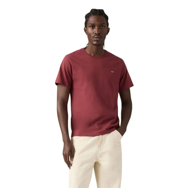 Levi's Herren-T-Shirt, bordeauxrot, Baumwolle, Rundhalsausschnitt, kurze Ärmel, mit kleinem, gesticktem Logo auf der linken Brust.