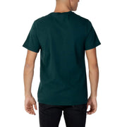 Levis mens green cotton t shirt with dark green short sleeves and round neck in a crew neck style