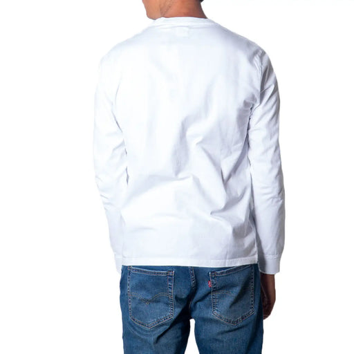 Weißes Levi's Herren-Langarmshirt aus weicher Baumwolle mit schlichtem Rundhalsausschnitt.