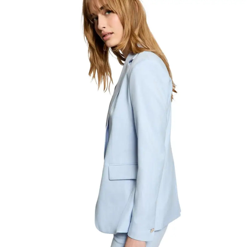 Blazer femme bleu clair à fines rayures, col à revers boutonné, coupe moderne