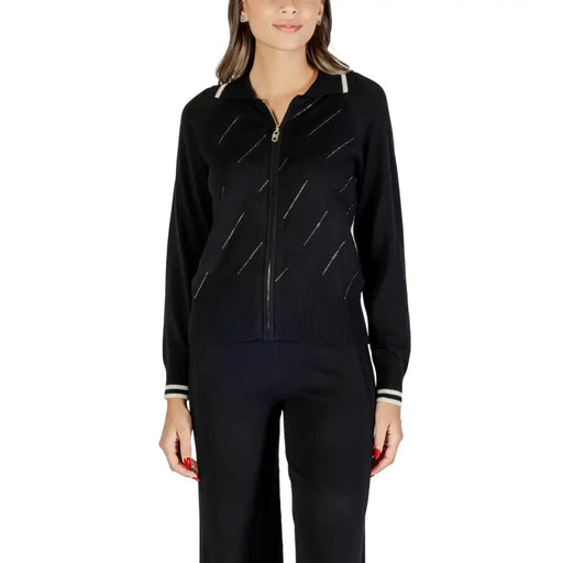 Liu jo long black zip knit cardigan for women with white diagonal stitch accents and ribbed cuffs