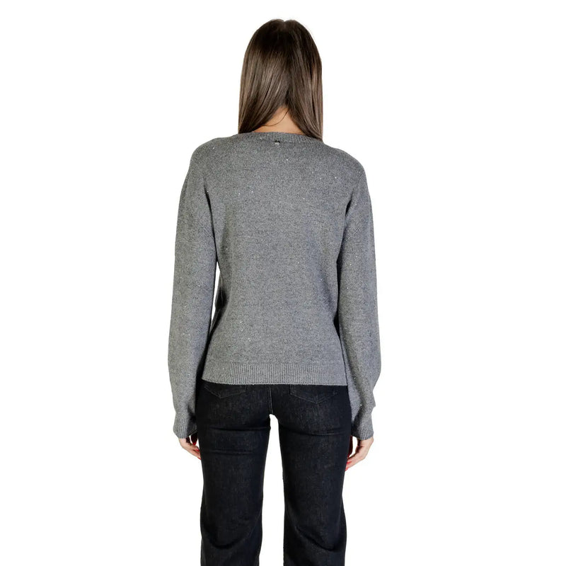 Women’s grey long-sleeved crew neck knit sweater from Liu Jo Women collection