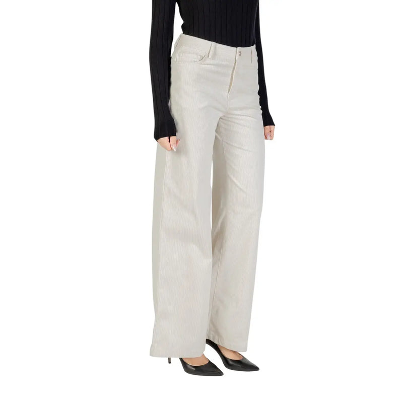 Liu Jo women white cotton trousers with pockets featuring cream-colored wide-leg, straight-cut design, and subtle stitching