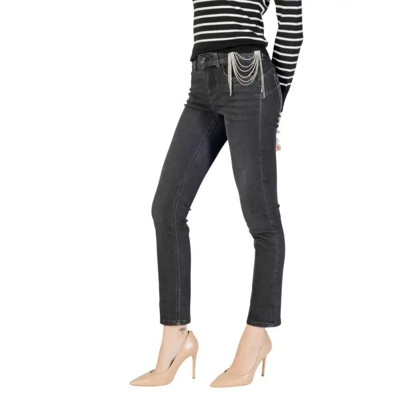 Liu Jo women’s black slim fit denim jeans with silver chain detailing at the waist for fall winter wear