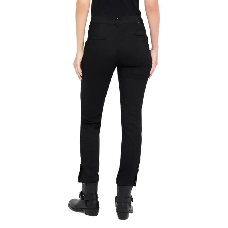 Liu jo women’s black tailored fall winter trousers with sleek straight-leg cut and subtle side pockets