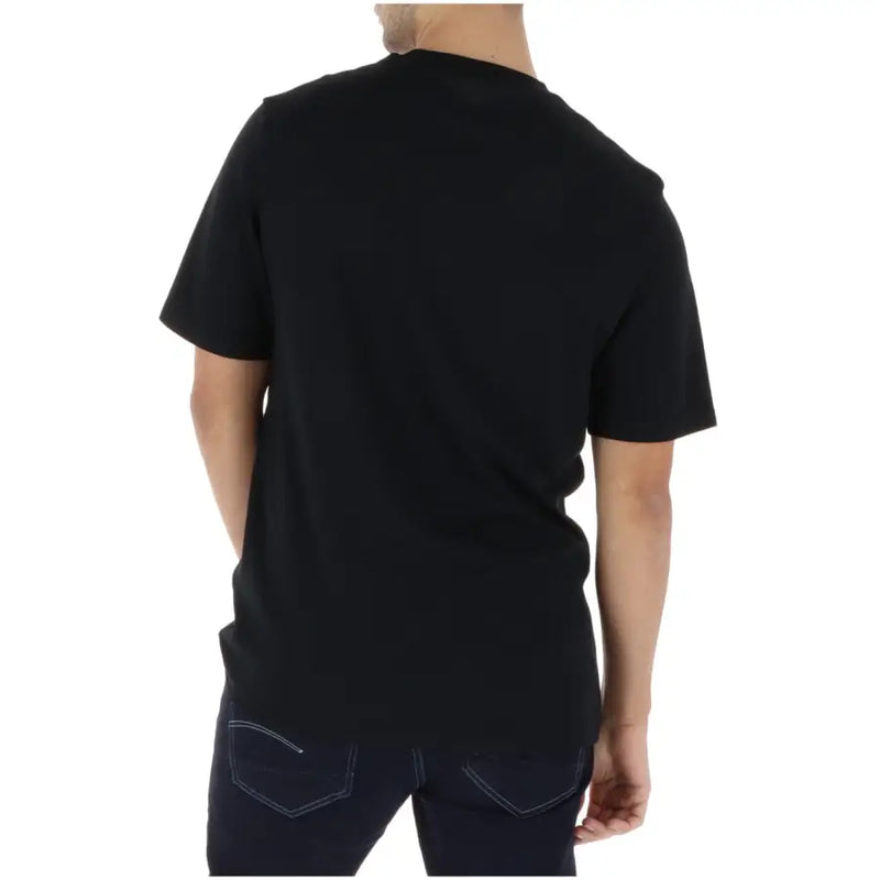 Schwarzes, kurzärmeliges Baumwollshirt mit Rundhalsausschnitt t-shirt für Männer von Lyle & Scott ideal für Freizeitkleidung
