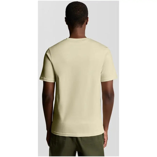Lyle & Scott men t-shirt in pale yellow short-sleeved crew neck made of soft cotton fabric