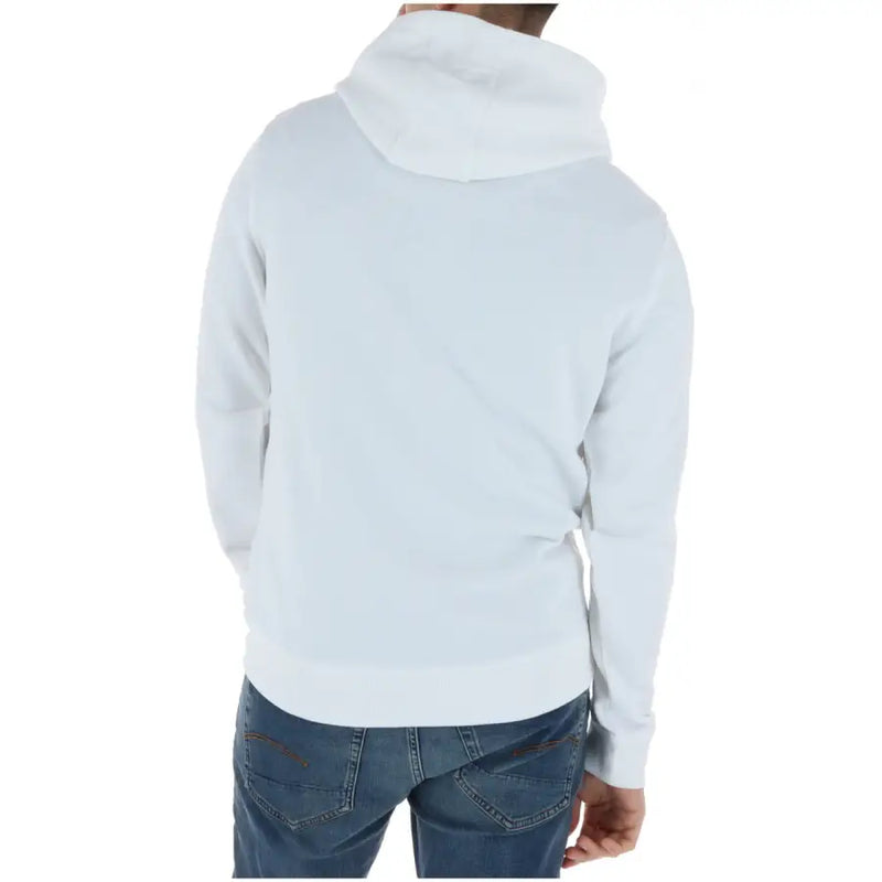 Lyle & Scott men’s white printed cotton hoodie sweatshirt with a soft smooth fabric and clean lines