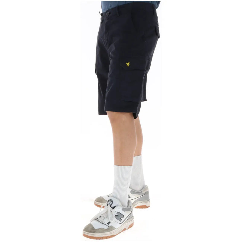 Lyle & Scott Schwarze Herrenshorts mit gelbem Vogellogo am Oberschenkel aus strapazierfähigem Material, Vorderansicht