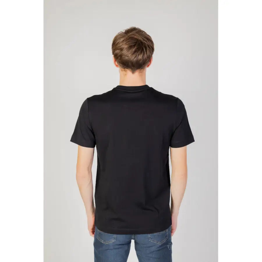 
                      
                        Liu Jo - Men T-Shirt - Clothing T-shirts
                      
                    