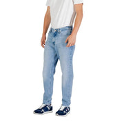 Man wearing light blue denim jeans in product display