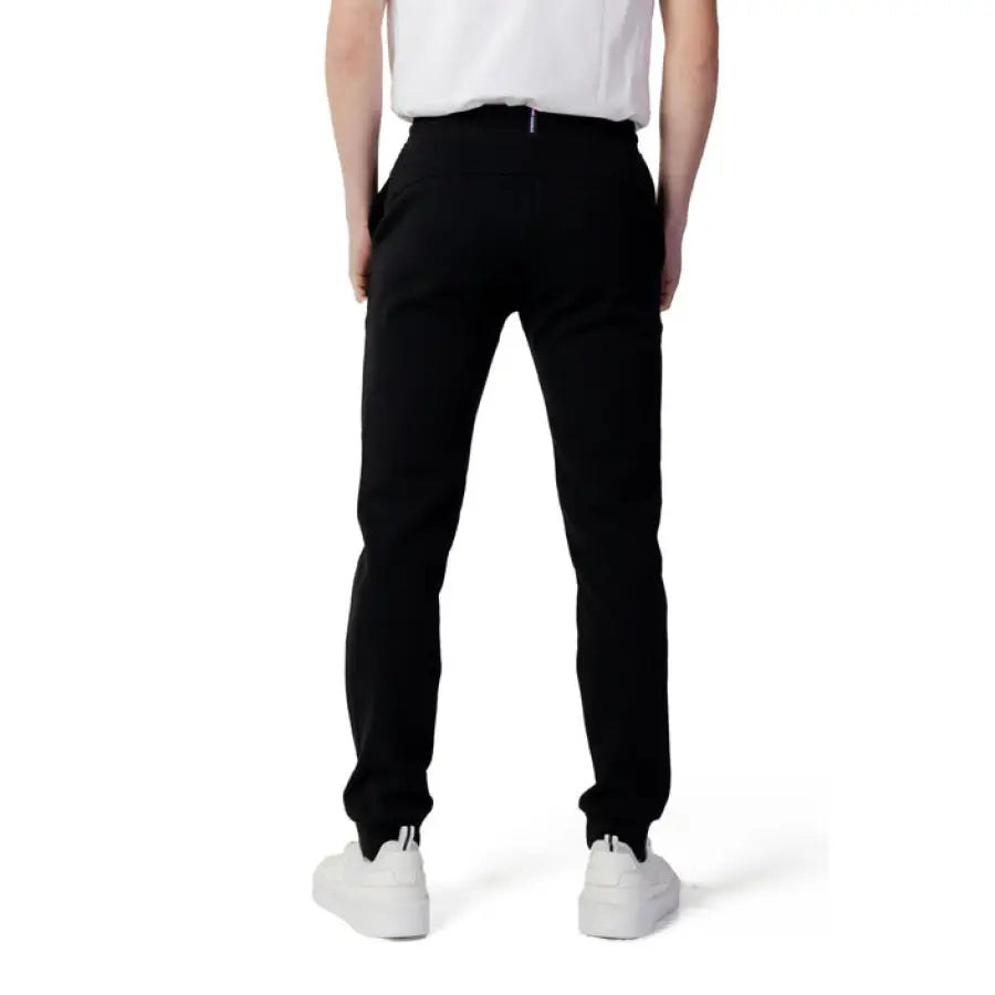 Le Coq Sportif - Men Trousers - Clothing