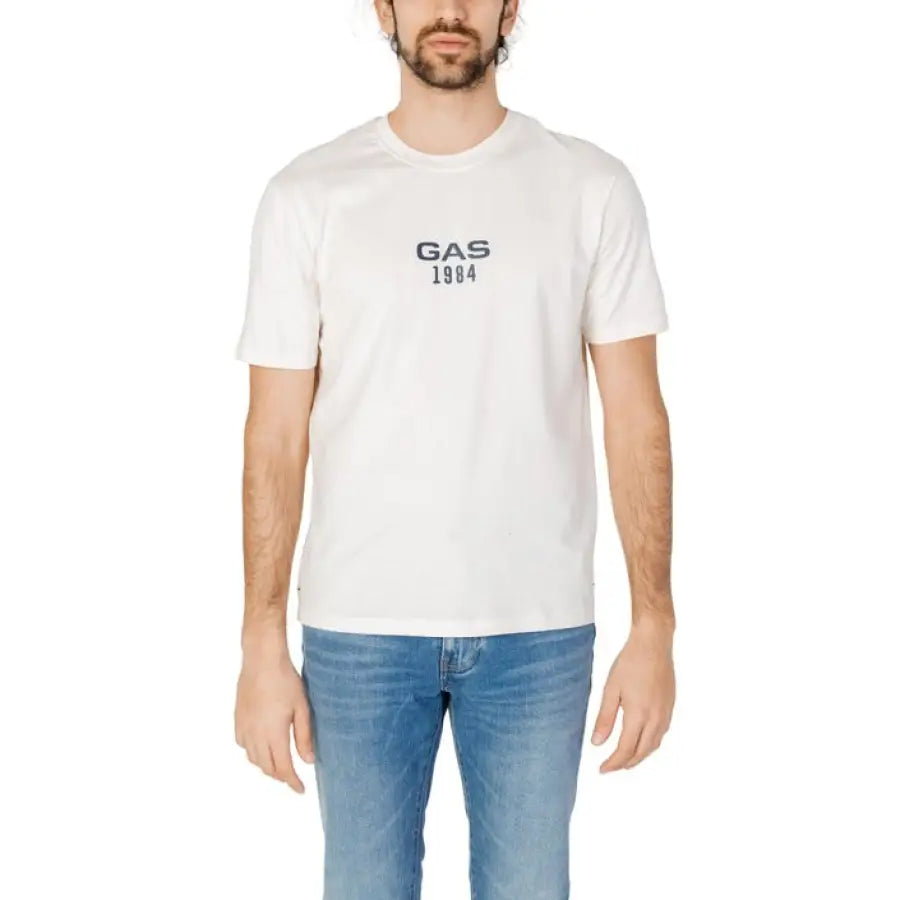 
                      
                        Man wearing Gas Gas men T-shirt with ’A’ logo
                      
                    
