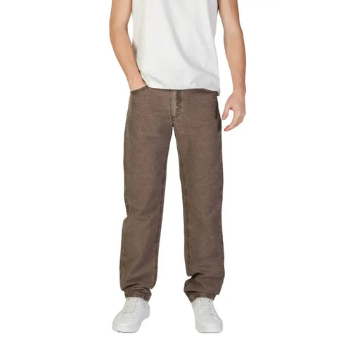 Brown denim jeans with straight-leg cut and classic stitching from marlboro classics fall winter collection