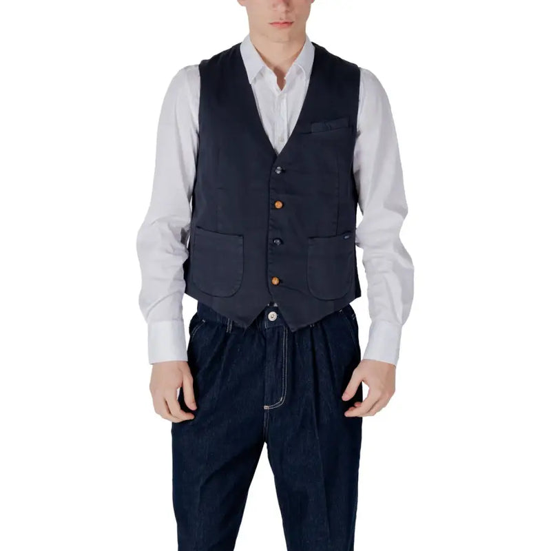 Men’s navy wool vest featuring contrasting orange buttons and two front pockets for a stylish look