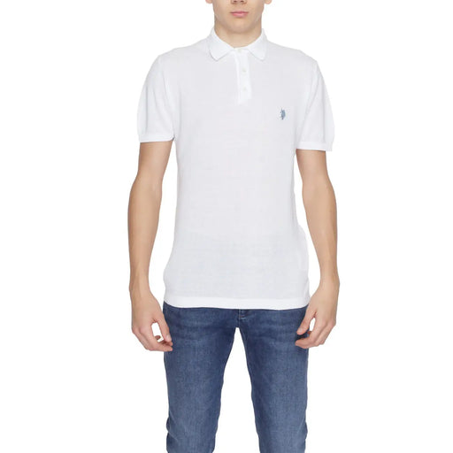 Men’s white short-sleeved polo shirt with subtle embroidered logo on left chest for casual and smart wear