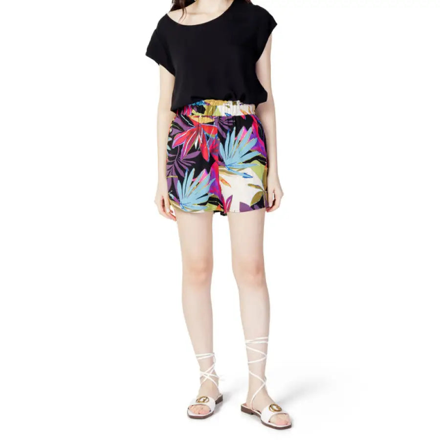 Only - Women Short - multicolor / XS - Clothing Shorts