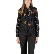 Morgan De Toi black long sleeve round neck blouse in black lace with intricate floral patterns and long sleeves