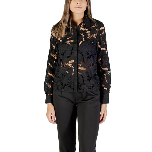 Morgan De Toi black long sleeve round neck blouse in black lace with intricate floral patterns and long sleeves