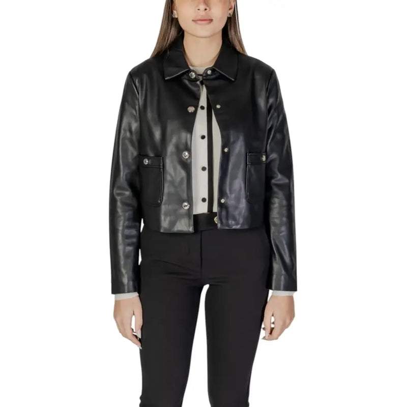 Women’s black faux leather cropped jacket with silver snap buttons from Morgan De Toi Blazer