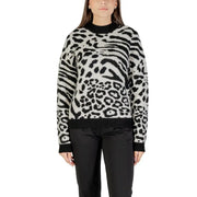 Women’s black and white animal print crew neck knit sweater from Morgan De Toi