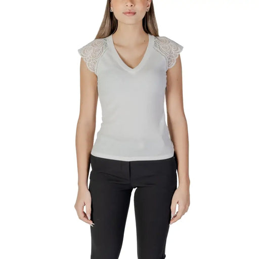 Morgan de toi white sleeveless v neck blouse in light gray with delicate white lace detailing on the shoulders