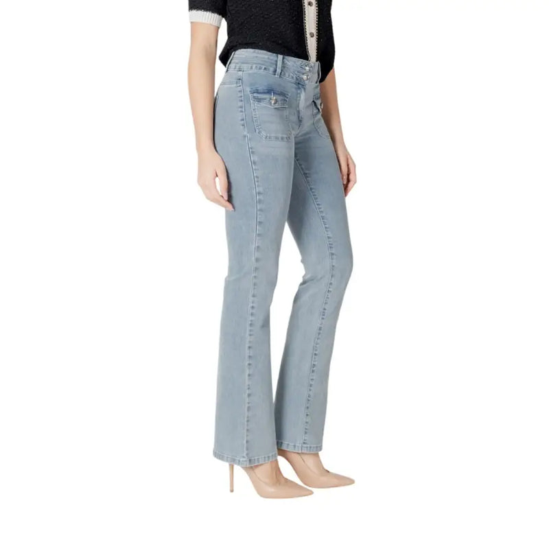 Morgan de toi women’s light-wash blue cotton denim flare jeans with classic five-pocket design and subtle stitching details