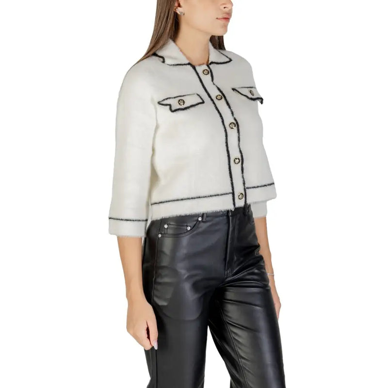 White button-up cardigan with black trim and patch pockets for Morgan De Toi Womens blazer