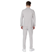 A sleek light gray mulish men slim fit suit made of polyester viscose blend with a modern tailored cut and subtle texture