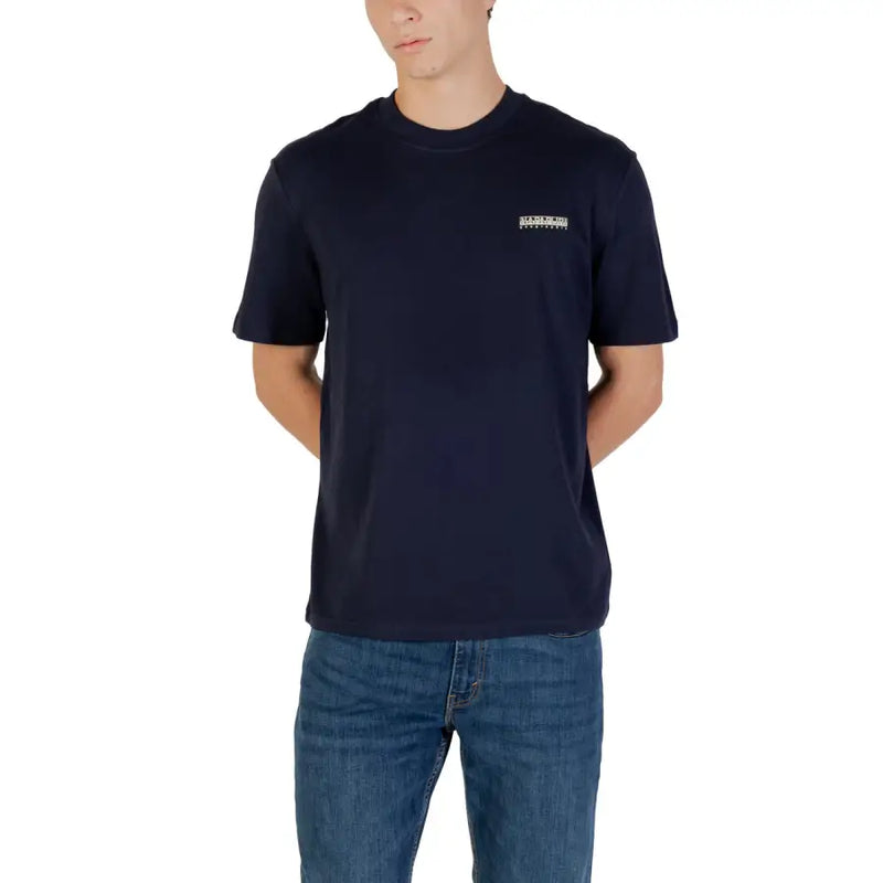 Navy blue short-sleeved Napapijri men t-shirt with small white logo on left chest in cotton fabric