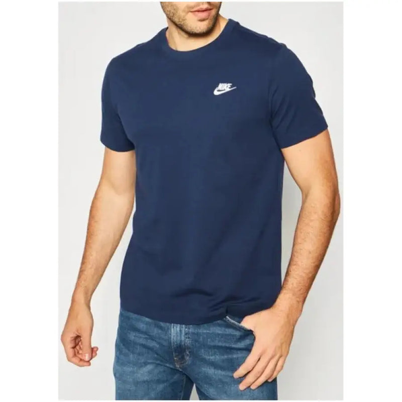 Navy blue Nike men’s short sleeve cotton T-shirt with green print displayed in product image