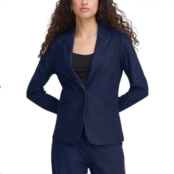 Ein Blazer ist die vielseitigste formelle Jacke