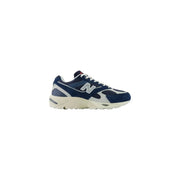 New Balance men grey leather suede sneakers with navy blue white mesh suede upper and cream midsole in retro design