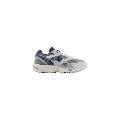 New Balance men sneakers in white and navy blue with mesh and synthetic overlays for casual wear